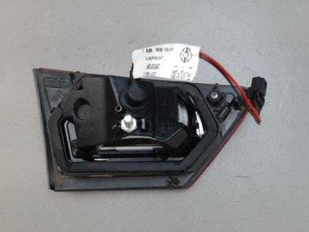 FEU ARRIERE INTERIEUR DROIT RENAULT CLIO