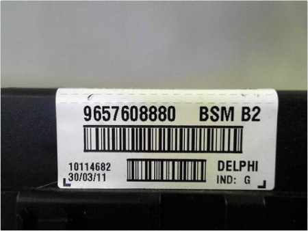 BOITE A FUSIBLES PEUGEOT 206+ 09-13