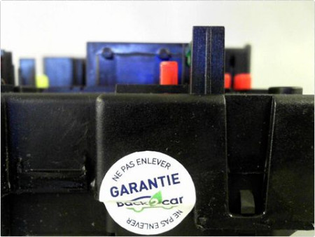 BOITE A FUSIBLES PEUGEOT 206+ 09-13