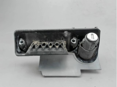 POIGNEE EXTERIEURE PORTE BATTANTE GAUCHE VOLKSWAGEN TRANSPORT