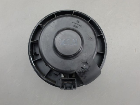 MOTEUR VENTILATEUR CHAUFFAGE FORD FOCUS