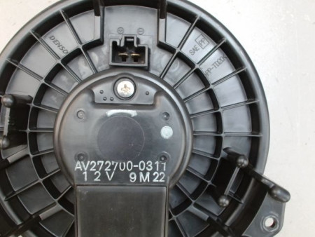 MOTEUR VENTILATEUR CHAUFFAGE TOYOTA YARIS