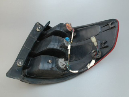 FEU ARRIERE GAUCHE  SUZUKI SX4
