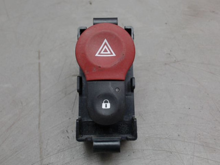 BOUTON DE WARNING RENAULT KANGOO
