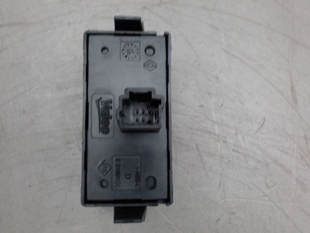 BOUTON DE WARNING RENAULT KANGOO