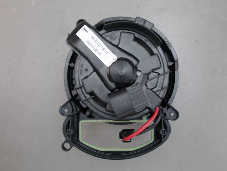 MOTEUR VENTILATEUR CHAUFFAGE RENAULT KADJAR