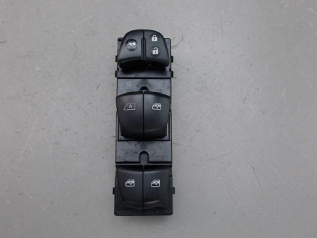 COMMANDE LEVE-GLACE PORTE AVG RENAULT KADJAR