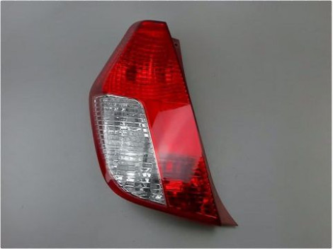 FEU ARRIERE GAUCHE  HYUNDAI I10