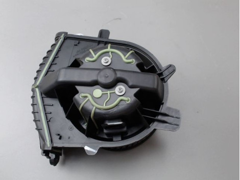 MOTEUR VENTILATEUR CHAUFFAGE RENAULT MEGANE