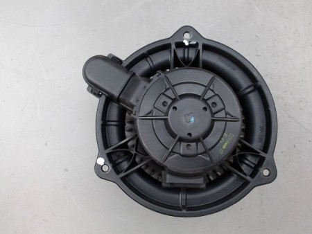 MOTEUR VENTILATEUR CHAUFFAGE KIA CEE-D