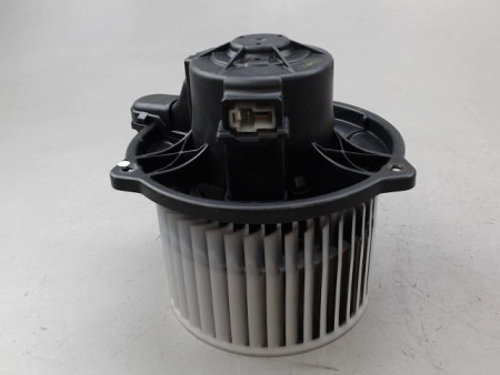 MOTEUR VENTILATEUR CHAUFFAGE KIA CEE-D