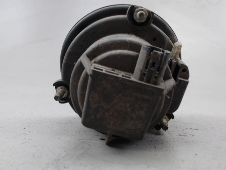 PHARE ANTIBROUILLARD AVANT DROIT RENAULT CLIO