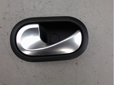 POIGNEE INTERIEURE PORTE ARRIERE GAUCHE RENAULT TWINGO