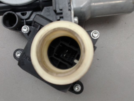 MECANISME LEVE-GLACE AVANT GAUCHE TOYOTA YARIS