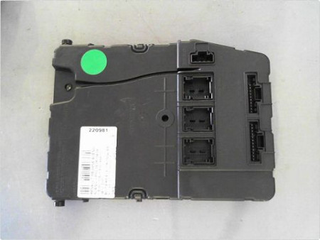 BOITIER GESTION HABITACLE RENAULT SCENIC II PH2 06-09