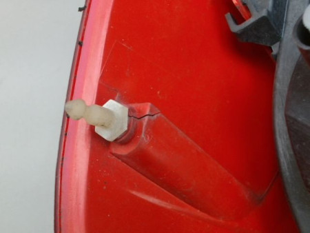 FEU ARRIERE DROIT RENAULT CLIO