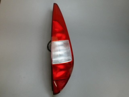 FEU ARRIERE DROIT FORD MONDEO