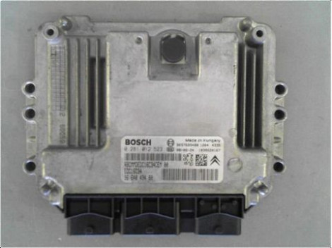 CALCULATEUR MOTEUR PEUGEOT 207 5P
