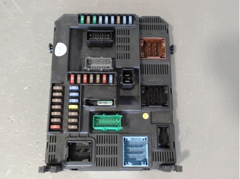 BOITIER GESTION HABITACLE PEUGEOT 308 II 13-17