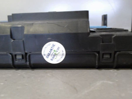 BOITIER GESTION HABITACLE PEUGEOT 208 PH2 2015-