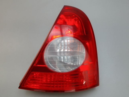 FEU ARRIERE DROIT RENAULT CLIO