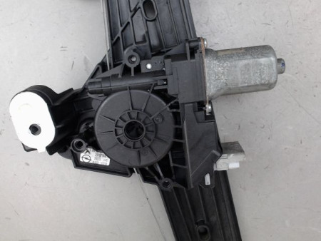 MECANISME LEVE-GLACE ARRIERE DROIT OPEL CORSA