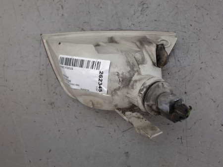 FEU DE PARE-CHOC ARRIERE GAUCHE FORD FOCUS