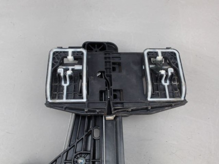 MECANISME LEVE-GLACE ARRIERE GAUCHE OPEL CORSA