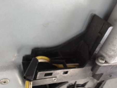 MECANISME LEVE-GLACE AVANT GAUCHE FORD FOCUS