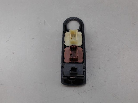 COMMANDE LEVE-GLACE PORTE AVG RENAULT CLIO