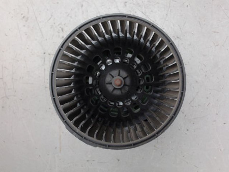 MOTEUR VENTILATEUR CHAUFFAGE DACIA DUSTER