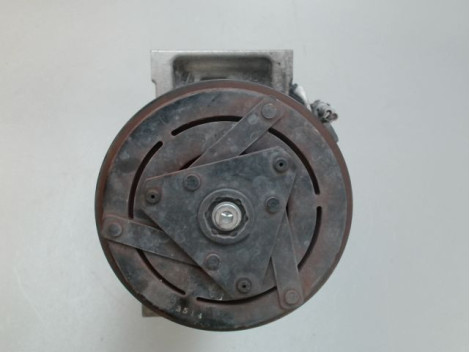 COMPRESSEUR AIR CONDITIONNE RENAULT CLIO
