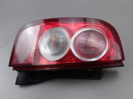 FEU ARRIERE GAUCHE  NISSAN MICRA