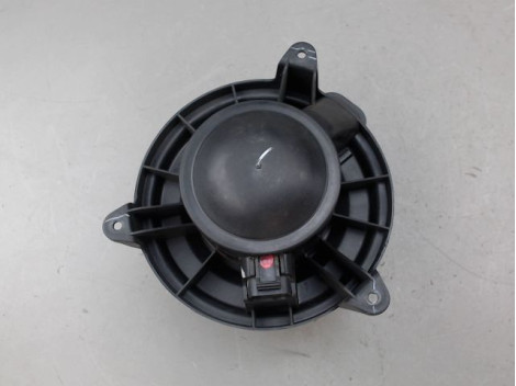 MOTEUR VENTILATEUR CHAUFFAGE NISSAN NAVARA