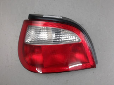 FEU ARRIERE GAUCHE  RENAULT MEGANE