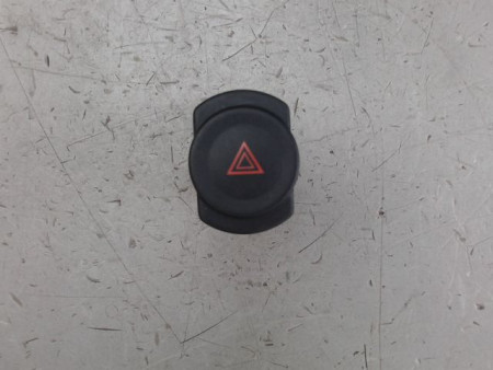 BOUTON DE WARNING DACIA LOGAN