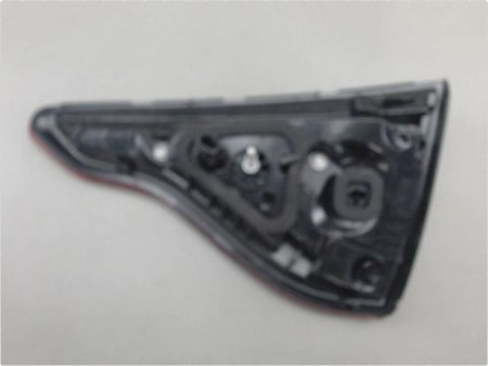 FEU ARRIERE INTERIEUR GAUCHE RENAULT CLIO