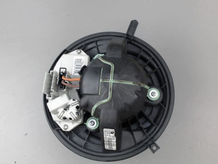 MOTEUR VENTILATEUR CHAUFFAGE B.M.W. SERIE 1
