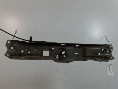 TRAVERSE SUPERIEURE ARMATURE AVANT OPEL CORSA