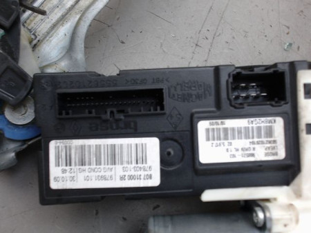 MECANISME LEVE-GLACE AVANT GAUCHE RENAULT LAGUNA