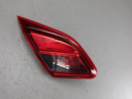 FEU ARRIERE INTERIEUR GAUCHE OPEL CORSA