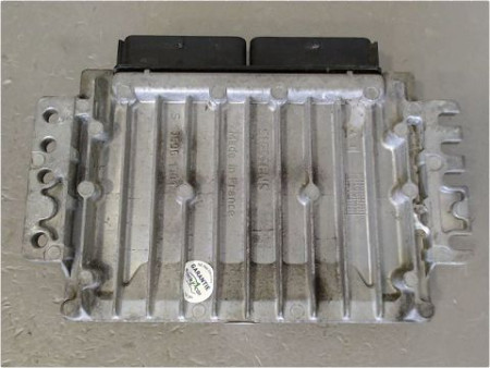 CALCULATEUR MOTEUR RENAULT CLIO