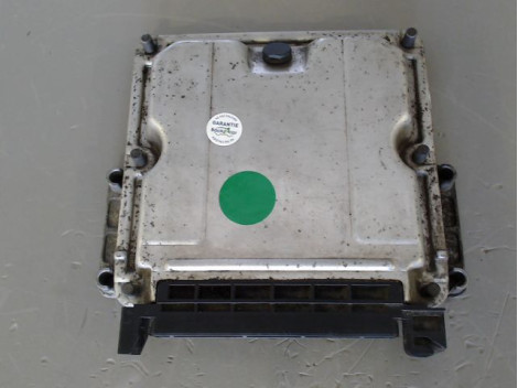 CALCULATEUR MOTEUR PEUGEOT 206