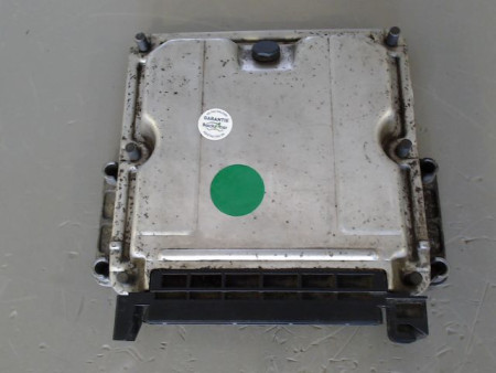 CALCULATEUR MOTEUR PEUGEOT 206