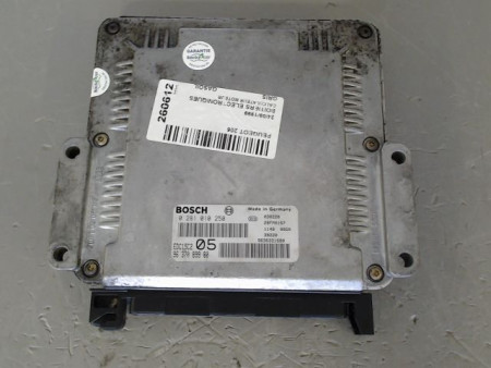 CALCULATEUR MOTEUR PEUGEOT 206