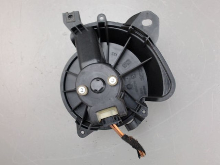 MOTEUR VENTILATEUR CHAUFFAGE FIAT PUNTO