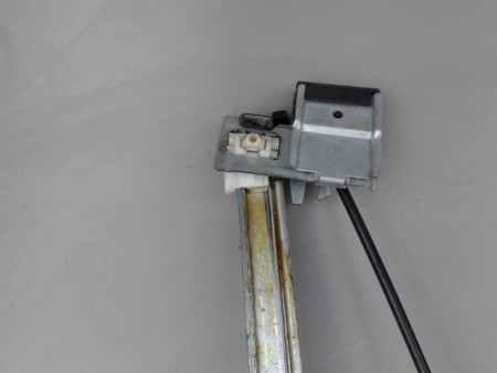 MECANISME LEVE-GLACE AVANT DROIT VOLKSWAGEN POLO