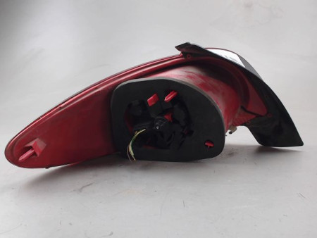 FEU ARRIERE DROIT PEUGEOT 206