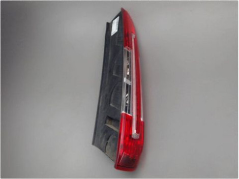 FEU ARRIERE DROIT FORD C-MAX