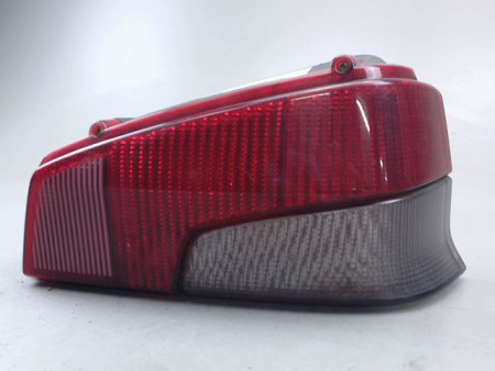 FEU ARRIERE DROIT PEUGEOT 106